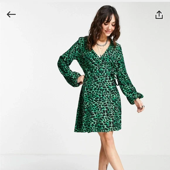 slim fit dress slacks Green Leopard Maxi Dress With Buttons main image 1